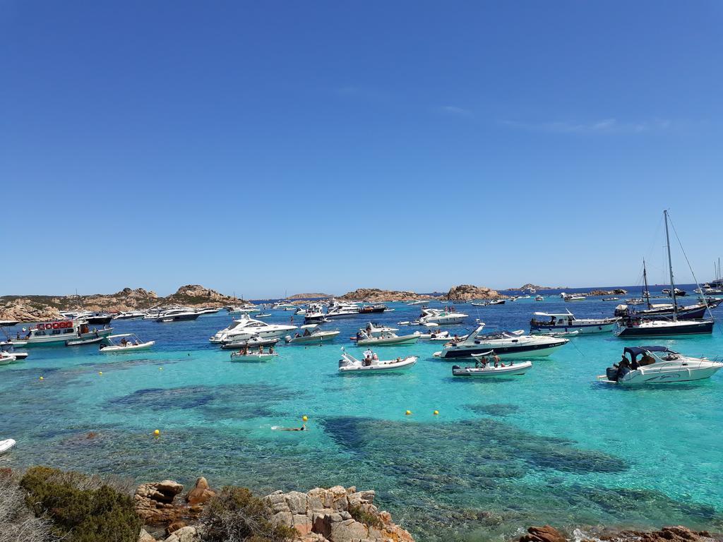 Bed And Breakfast Da Gigi E Antonella Porto Rotondo Exterior photo